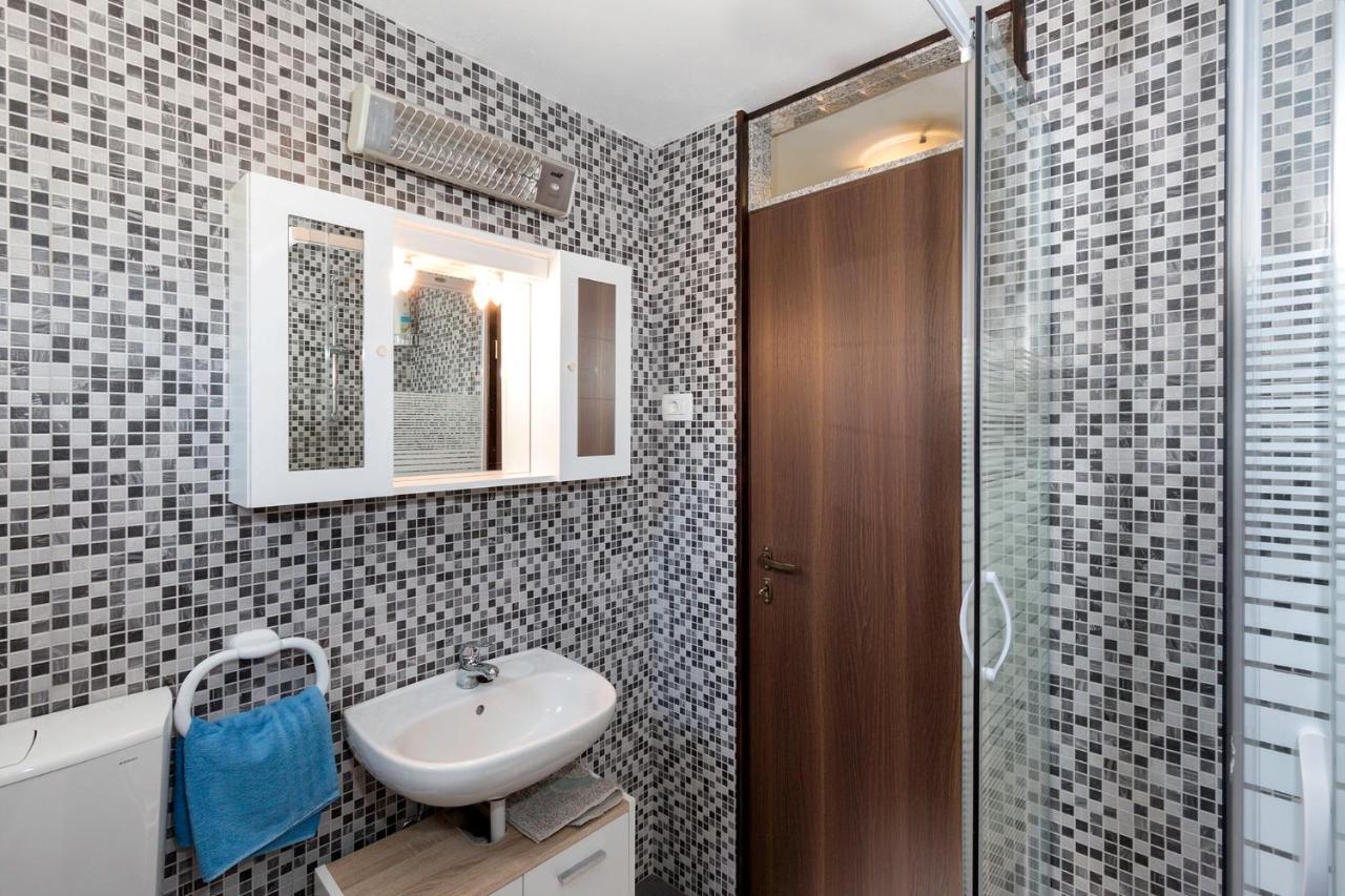 Kuca Za Odmor Dean Villa Pavicini Exteriör bild